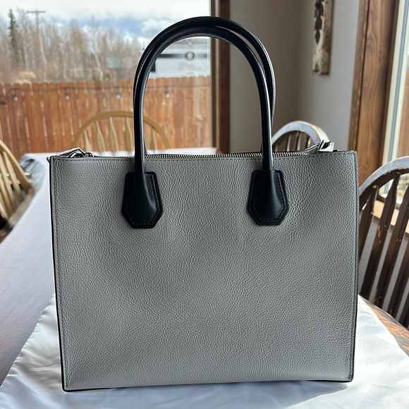 Michael Kors Gray and Black Women's Bag - Picture 5 of 8